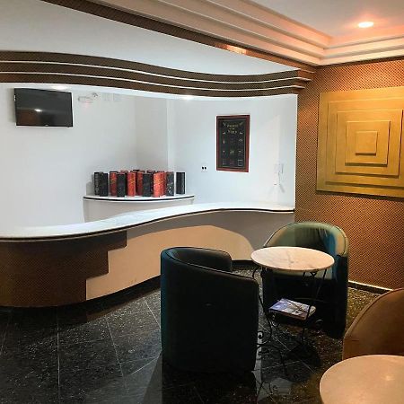 Motel Villa Di Roma (Adults Only) Гуаружа Екстериор снимка